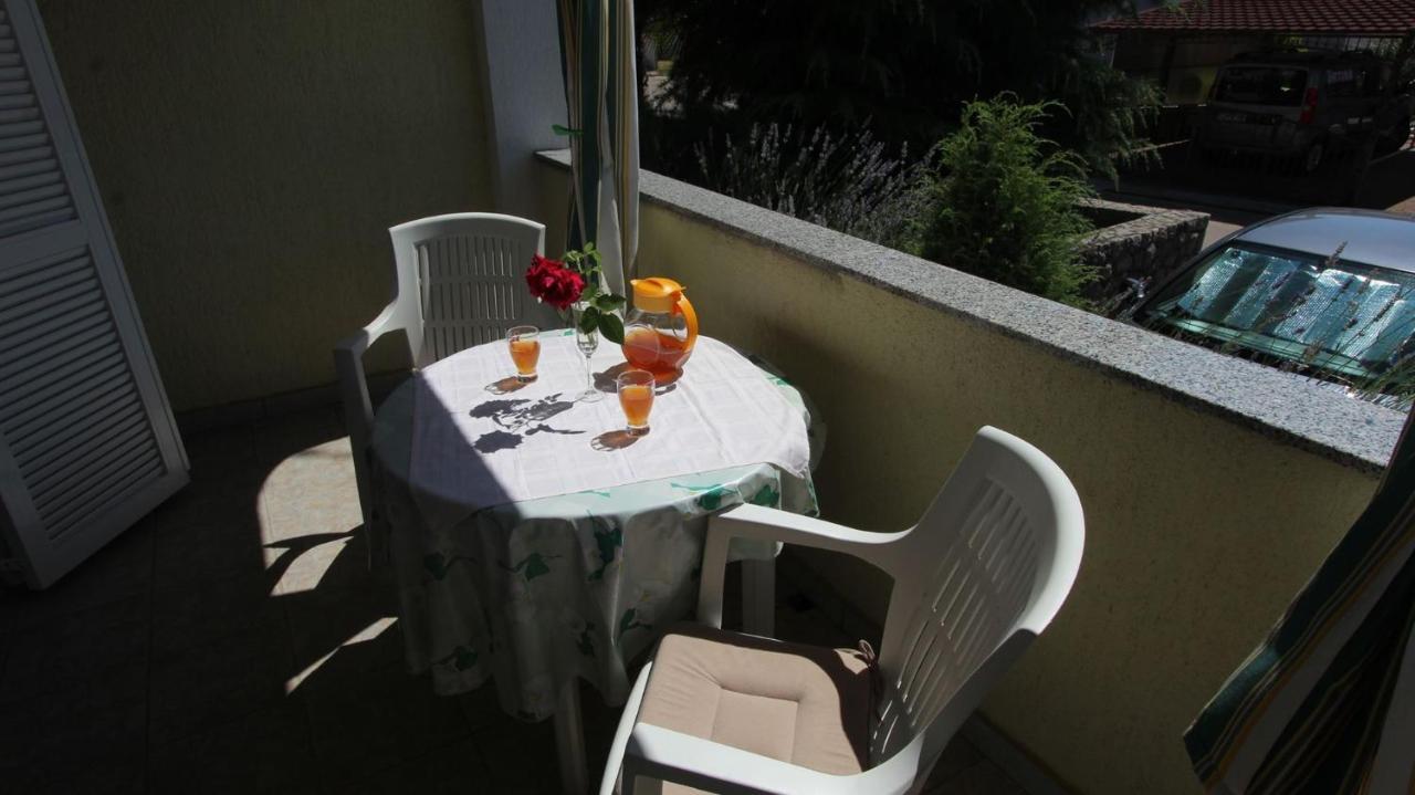 Apartments Grahovac Malinska Dış mekan fotoğraf