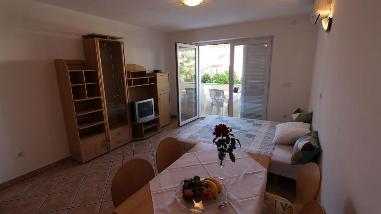 Apartments Grahovac Malinska Dış mekan fotoğraf